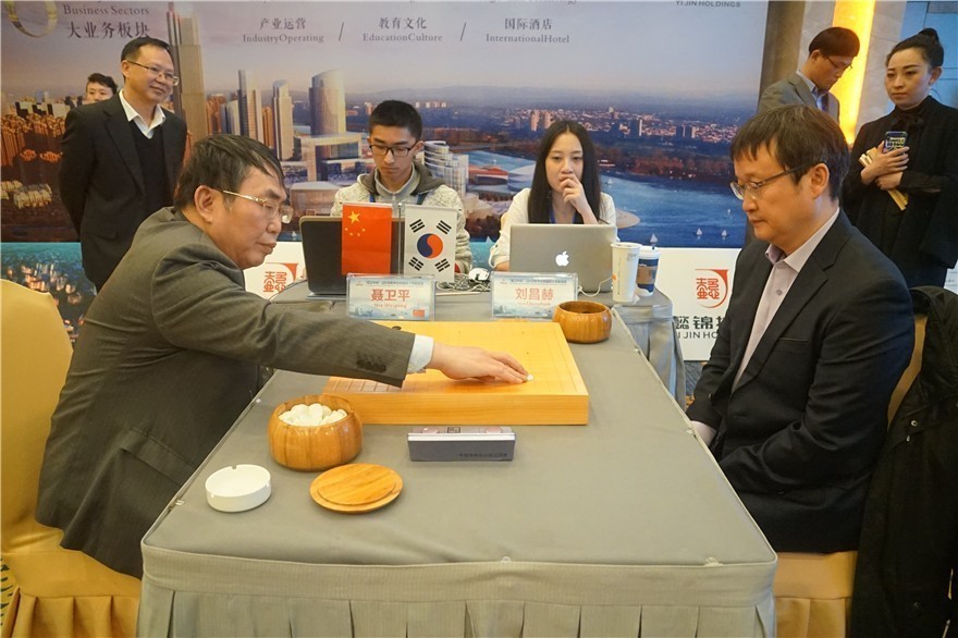 2019年中日韓囲棋大師招待戦 小林光一九段が準決勝へ