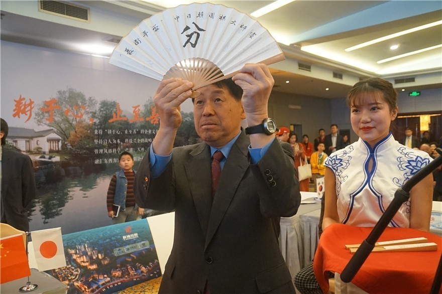 2019年中日韓囲棋大師招待戦 小林光一九段が準決勝へ