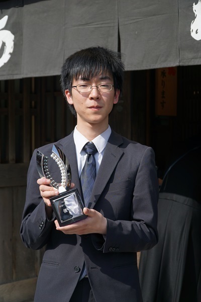 芝野が初優勝