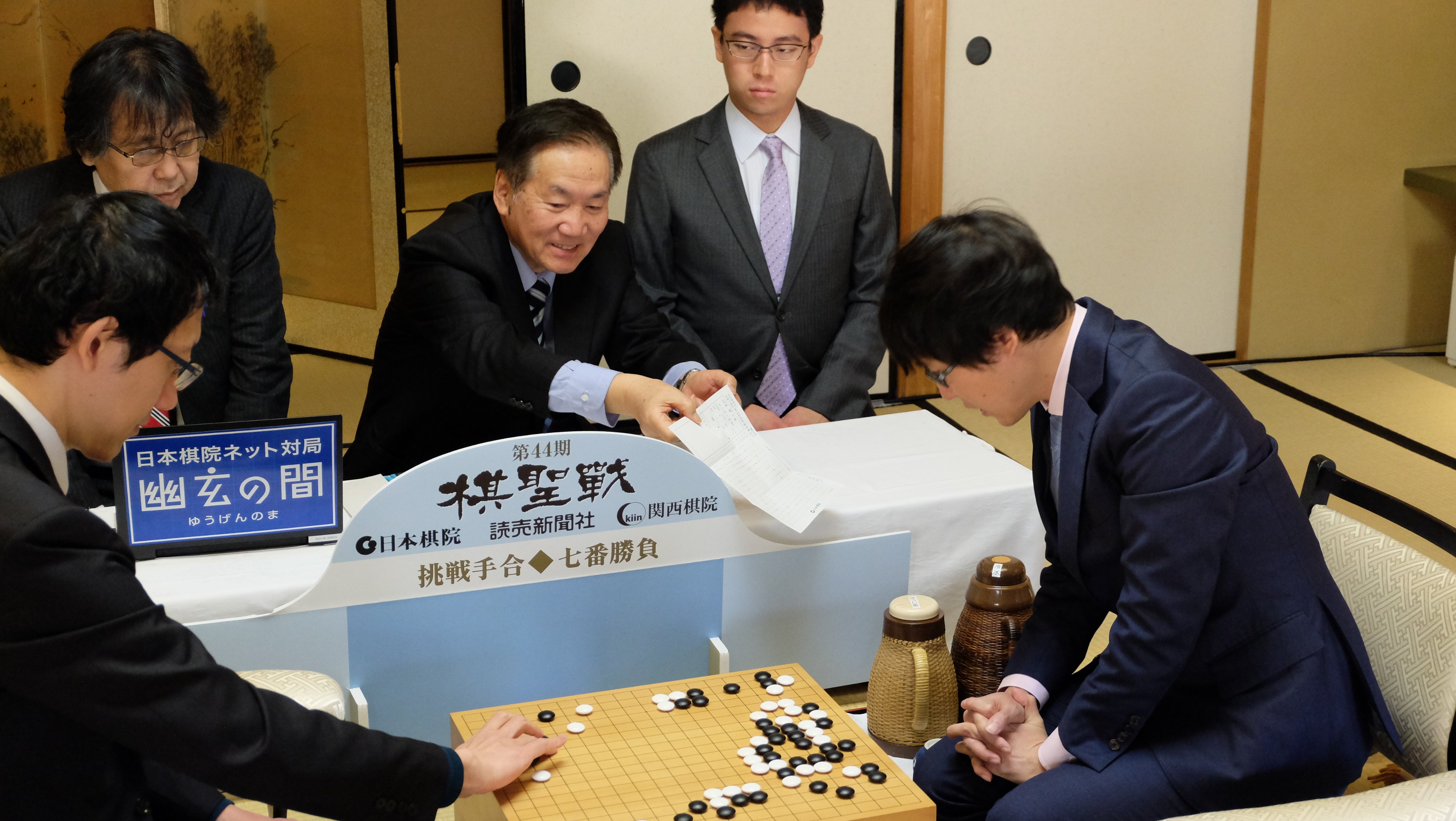 井山棋聖が棋聖戦8連覇達成