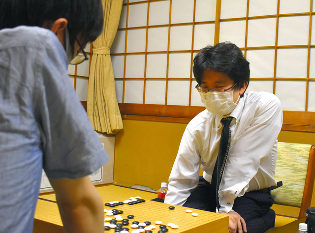 山下が名人戦リーグに残留