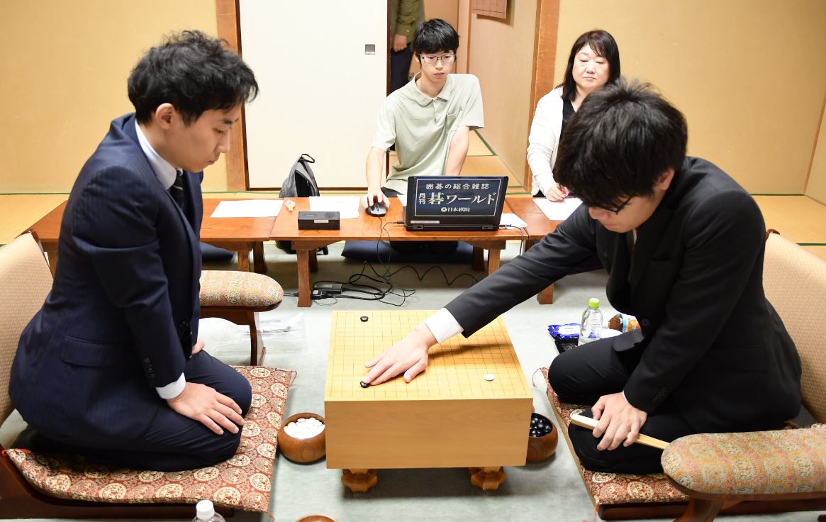 富士が3勝2敗として勝ち越し