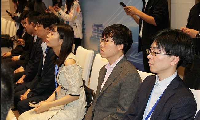 開幕式と抽選式
