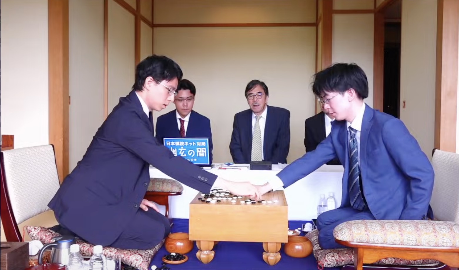 一力遼名人が勝利、防衛に王手