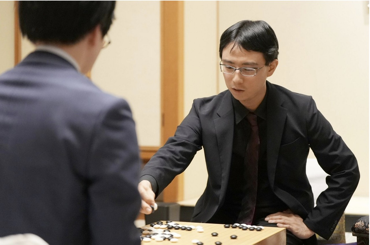 一力遼名人が4勝2敗で防衛