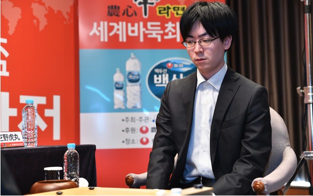 芝野虎丸九段、農心杯で勝利