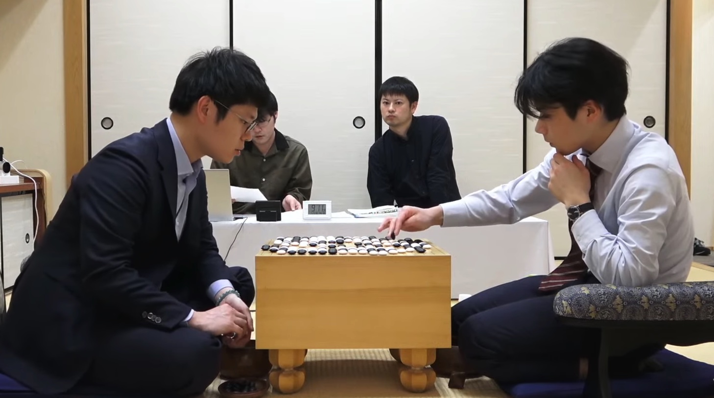 余正麒九段、名人リーグ2勝目