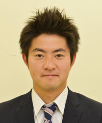 鶴山淳志