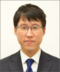 井山裕太