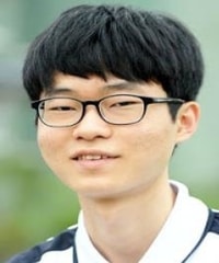李東勲
