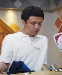 李映九