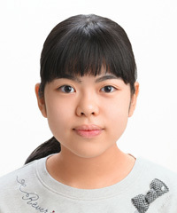 上野梨紗