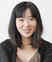 矢代久美子