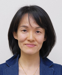 小山栄美
